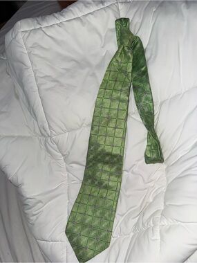 Faberge Green Windowpane Tie with Purple Dots